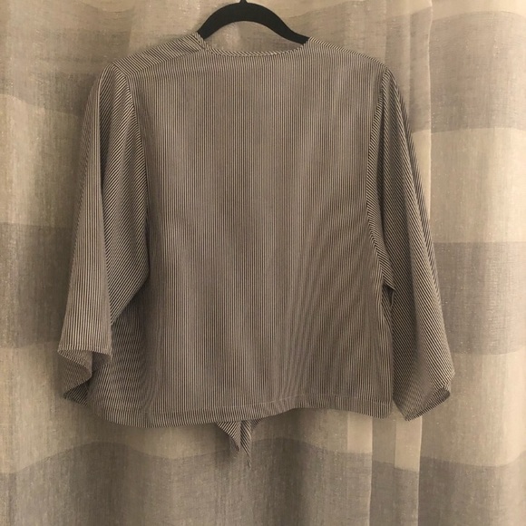 Abercrombie Grey Dress With Tie Straps - Picture 3 of 4